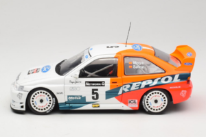 Ford Escort RS Cosworth Repsol #5 C. Sainz / L. Moya RAC Rally 1997 UT Models 1:18 39750 Metall – Bild 4 von 8