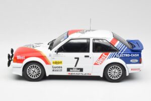 Ford Escort RS Turbo #7 Lotto Haspengouw Rally 1985 MCG 1:18 MCG18421 Metall – Bild 3 von 6