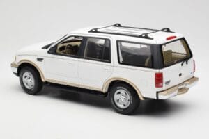 Ford Expedition Eddie Bauer Weiss UT Models 1:18 22712 Metall – Bild 7 von 8