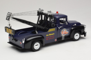 Ford F-100 Abschleppwagen Bob's Towing Welly 1:18 19834-W Metall – Bild 2 von 6