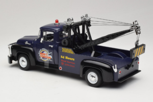 Ford F-100 Abschleppwagen Bob's Towing Welly 1:18 19834-W Metall – Bild 5 von 6