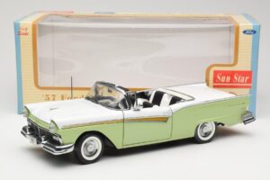 Ford Fairlane Skyliner Grün & Weiss Sun Star 1:18 FORD003 Metall – Bild 9 von 9