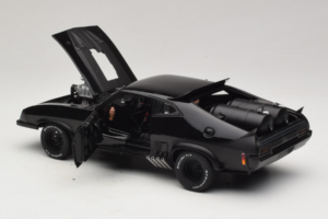 Ford Falcon XB Interceptor Mad Max 2 The Road Warrior AUTOart 1:18 72745 Metall – Bild 5 von 8