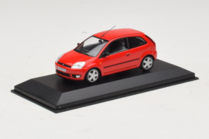 Ford Fiesta Mk5 2-Door Rot Minichamps 1:43 FIESTA004 Metall – Bild 2 von 4