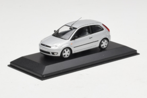 Ford Fiesta Mk5 2-Door Silber Minichamps 1:43 FIESTA003 Metall – Bild 2 von 4