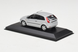 Ford Fiesta Mk5 2-Door Silber Minichamps 1:43 FIESTA003 Metall – Bild 3 von 4