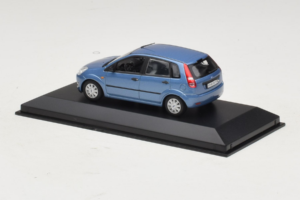 Ford Fiesta Mk5 4-Door Hellblau Minichamps 1:43 FIESTA002 Metall – Bild 3 von 4