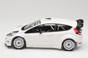 Ford Fiesta RS WRC Street Mk7 Weiss Minichamps 1:18 151110890 Metall – Bild 3 von 6