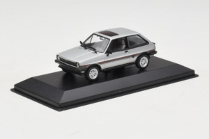 Ford Fiesta XR2 Silber Minichamps 1:43 400085160 Metall – Bild 2 von 4