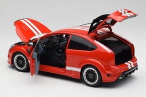 Ford Focus RS LM Classic Edition Race Red 1967 Ford Mk IV Tribute Minichamps 1:18 100080067 Metall – Bild 5 von 8