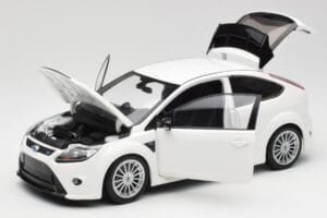 Ford Focus RS Mk2 Weiss Minichamps 1:18 100080002 Metall – Bild 2 von 8