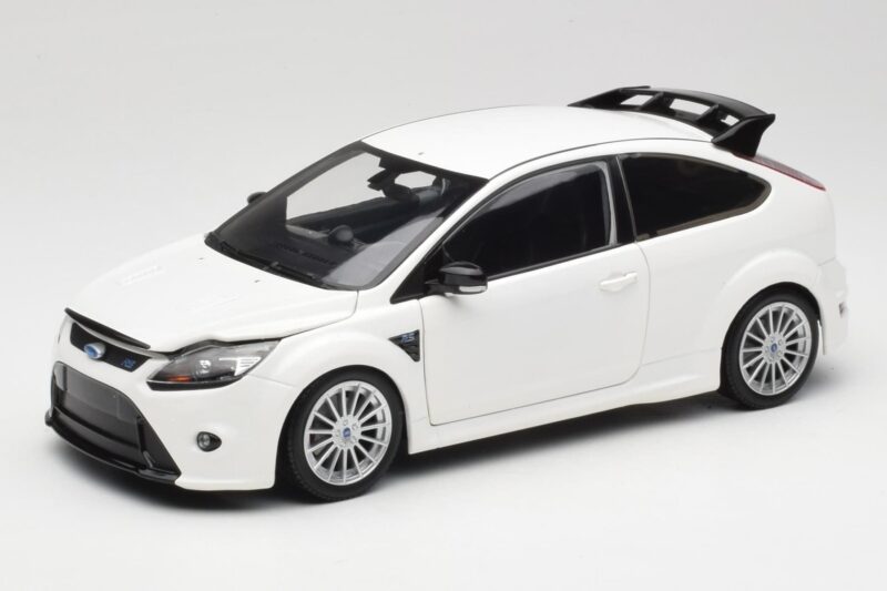 Ford Focus RS Mk2 Weiss Minichamps 1:18 100080002 Metall