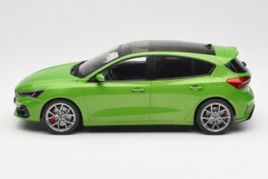 Ford Focus ST Mk4 Grün MCG 1:18 MCG18452 Metall – Bild 3 von 6