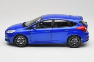 Ford Focus ST Mk2 Blue Metallic Minichamps 1:18 110082001 Metall – Bild 4 von 8