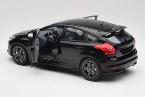 Ford Focus ST Mk2 Panther Black Metallic Minichamps 1:18 110082000 Metall – Bild 5 von 8