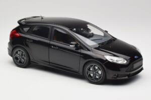 Ford Focus ST Mk2 Panther Black Metallic Minichamps 1:18 110082000 Metall – Bild 6 von 8