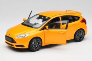 Ford Focus ST Mk2 Tangerine Scream Minichamps 1:18 110082005 Metall – Bild 2 von 8