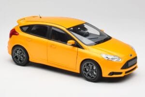 Ford Focus ST Mk2 Tangerine Scream Minichamps 1:18 110082005 Metall – Bild 6 von 8