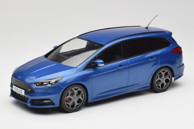 Ford Focus ST Turnier Mk3 Blau MCG 1:18 MCG18465 Metall
