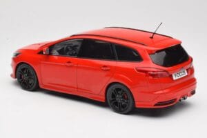 Ford Focus ST Turnier Mk3 Race Red MCG 1:18 MCG18466 Metall – Bild 5 von 6