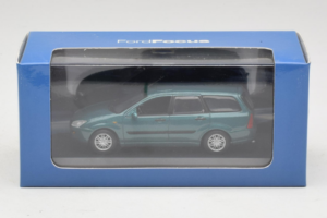 Ford Focus Mk1 Turnier Grün Minichamps 1:43 FOCUS003 Metall – Bild 5 von 5