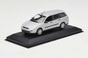Ford Focus Mk1 Turnier Silber Minichamps 1:43 FOCUS004 Metall – Bild 2 von 5