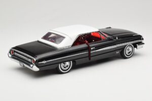 Ford Galaxie 500 Schwarz Sun Star 1:18 1442 Metall – Bild 3 von 8
