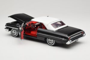 Ford Galaxie 500 Schwarz Sun Star 1:18 1442 Metall – Bild 5 von 8
