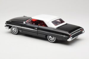 Ford Galaxie 500 Schwarz Sun Star 1:18 1442 Metall – Bild 7 von 8