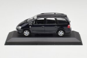 Ford Galaxy Mk1 Blau Minichamps 1:43 430089501 Metall