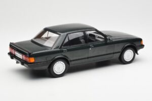 Ford Granada Mk2 2.8 Injection Dunkelgrün MCG 1:18 MCG18263 Metall – Bild 2 von 6