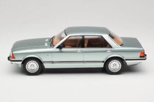 Ford Granada Mk2 2.8 Ghia Light Green Metallic MCG 1:18 MCG18535 Metall – Bild 3 von 6
