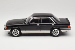 Ford Granada Mk2 2.8 Injection Gray Metallic MCG 1:18 MCG18536 Metall – Bild 3 von 6