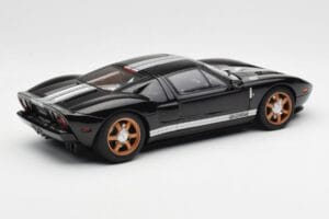 Ford GT Schwarz Mit Weissen Streifen AUTOart 1:18 73023 Metall – Bild 3 von 8
