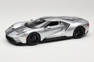 Ford GT Silber Maisto 1:18 31384 Metall