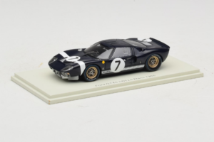 Ford GT40 Mk I #7 B. Bondurant / U. Maglioli 24 Hours of Le Mans 1965 Spark 1:43 S4536 Resin – Bild 2 von 4