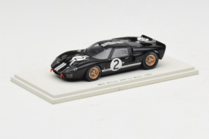 Ford GT40 Mk II #2 B. McLaren / C. Amon Shelby American Winner 24 Hours of Le Mans 1966 Spark 1:43 43LM66-O1 Resin – Bild 2 von 4