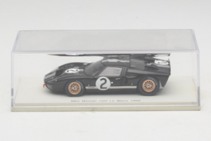 Ford GT40 Mk II #2 B. McLaren / C. Amon Shelby American Winner 24 Hours of Le Mans 1966 Spark 1:43 43LM66-O1 Resin – Bild 4 von 4