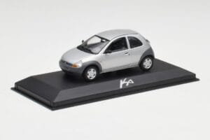 Ford Ka Mk1 Silbergrau Minichamps 1:43 130248 Metall – Bild 2 von 4