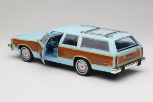 Ford LTD Country Squire Charlie's Angels Movie GreenLight 1:18 19066 Metall – Bild 5 von 8