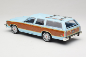 Ford LTD Country Squire Charlie's Angels Movie GreenLight 1:18 19066 Metall – Bild 7 von 8