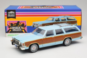 Ford LTD Country Squire Charlie's Angels Movie GreenLight 1:18 19066 Metall – Bild 8 von 8