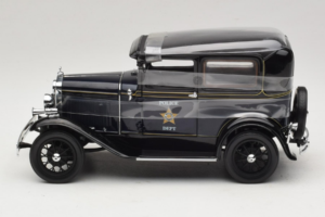 Ford Model A Tudor Police Car Motor City 1:18 43008 Metall – Bild 3 von 6