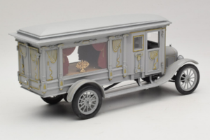 Ford Model T Ornate Carved Hearse Precision Miniatures 1:18 PMSC-07G Metall – Bild 3 von 8