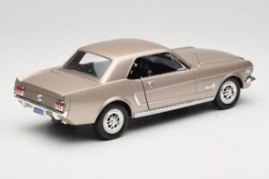 Ford Mustang 1964 1/2 Silber Mira 1:18 6127 Metall – Bild 3 von 8