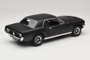 Ford Mustang Creed Movie GreenLight 1:18 13611 Metall – Bild 3 von 8