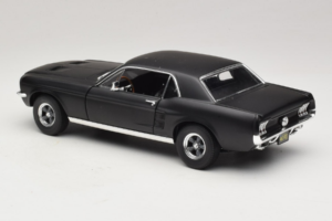 Ford Mustang Creed Movie GreenLight 1:18 13611 Metall – Bild 7 von 8