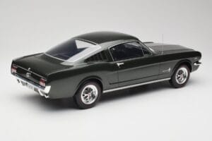 Ford Mustang Fastback Ivy Green Otto 1:12 G079 Resin – Bild 2 von 6