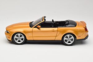 Ford Mustang GT S197 Cabriolet Gold Maisto 1:18 31158 Metall – Bild 3 von 7