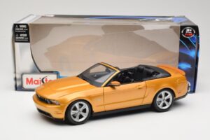 Ford Mustang GT S197 Cabriolet Gold Maisto 1:18 31158 Metall – Bild 7 von 7